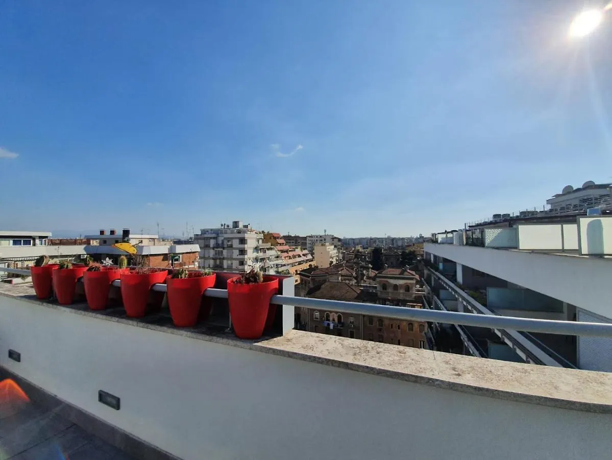 Penthouse 41 In Trastevere With Big Terrace Apartment Rome